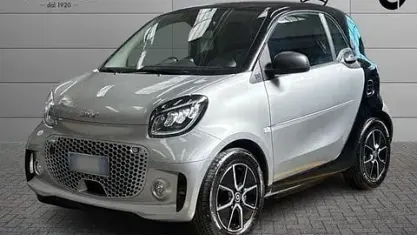 Usata Smart ForTwo Coupé Passion 60 kW (82 CV) 2023 Argento Utilitaria