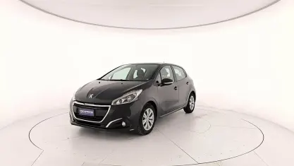 Usata Peugeot 208 Allure 75 CV (55 kW) 2016 Blu Utilitaria