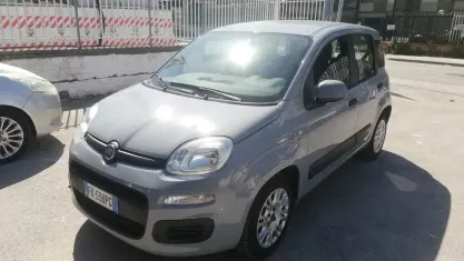 Usata Fiat Panda Lounge 95 CV (69 kW) 2017 Grigio Utilitaria