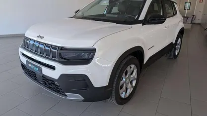 Bianco Usata 2024 Jeep Avenger Altitude SUV | 20.300 € (Buon prezzo)