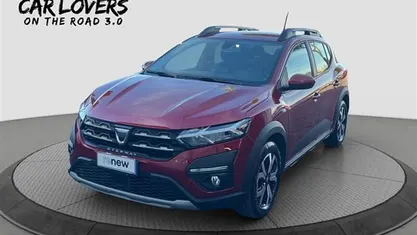 Usata Dacia Sandero Comfort 101 CV (74 kW) 2023 Rosso Utilitaria