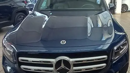 Usata Mercedes GLB200 Business 150 CV (110 kW) 2021 Blu SUV