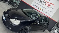 Nero Usata 2007 VW Golf V Tre volumi | 2290 € (Buon prezzo)