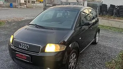 Usata Audi A2 Comfort 75 CV (55 kW) 2004 Nero Utilitaria