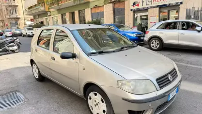 Usata Fiat Punto 69 CV (50 kW) 2005 Argento Utilitaria
