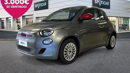 Usata Fiat 500e Red 69 kW (95 CV) 2022 Grigio Utilitaria