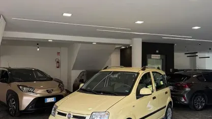 Usata Fiat Panda Dynamic 69 CV (50 kW) 2011 Giallo Utilitaria