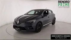 Grigio titanio Usata 2022 Renault Clio V Intens Tre volumi | 15.900 € (Buon prezzo)