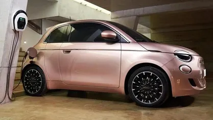 Giallo Usata 2023 Fiat 500e La Prima Due volumi | 19.900 € (Molto cara)