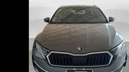 Usata Skoda Octavia Style 116 CV (85 kW) 2024 Grigio Station wagon
