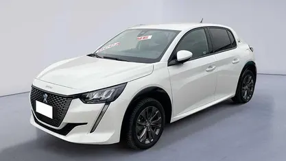 Usata 2021 Peugeot e-208 Allure Utilitaria | 15.300 € (Buon prezzo)