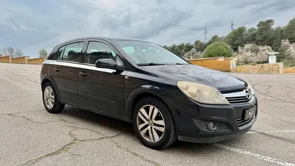 Usata Opel Astra Cosmo 101 CV (74 kW) 2008 Berlina