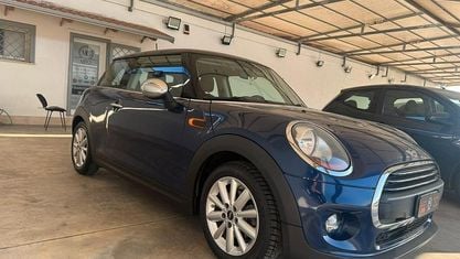 Usata Mini Cooper D 95 CV (69 kW) 2014 Blu Utilitaria