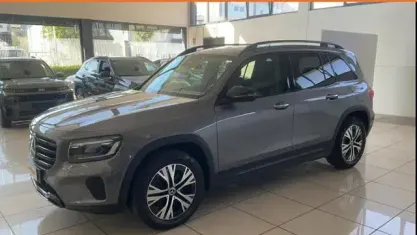 Usata Mercedes GLB200 Progressive 150 CV (110 kW) 2025 Grigio SUV
