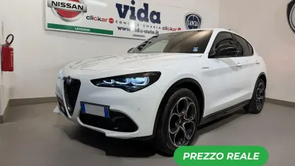 Usata Alfa Romeo Stelvio Veloce 209 CV (153 kW) 2024 Bianco SUV
