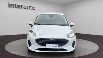 Bianco metallizzato Usata 2022 Ford Fiesta Titanium Tre volumi | 14.990 € (Buon prezzo)