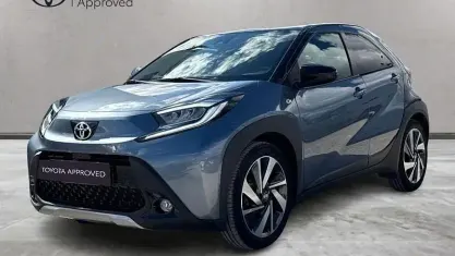 Usata Toyota Aygo X Lounge 72 CV (52 kW) 2025 Nero SUV