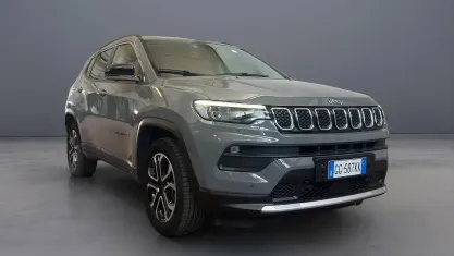 Usata Jeep Compass Limited 131 CV (96 kW) 2021 Sting gray SUV