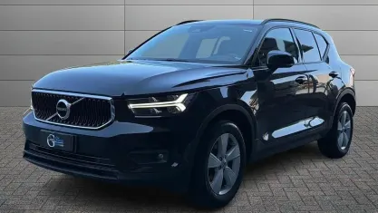 Usata Volvo XC40 Business Edition 150 CV (110 kW) 2019 Nero SUV