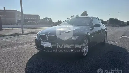 Usata BMW 320 Efficient Dynamics 177 CV (130 kW) 2009 Nero Coupé