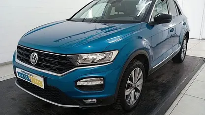 Begagnad VW T-Roc Style 150 HK (110 kW) 2019 Blå SUV