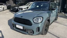 Sage green metallizzato Usata 2021 Mini Cooper D Countryman Business SUV | 28.500 € (Buon prezzo)