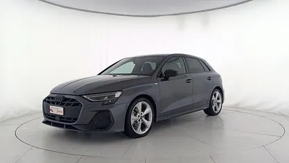 Usata Audi A3 S-Line 150 CV (110 kW) 2025 Grigio daytona perlato Berlina