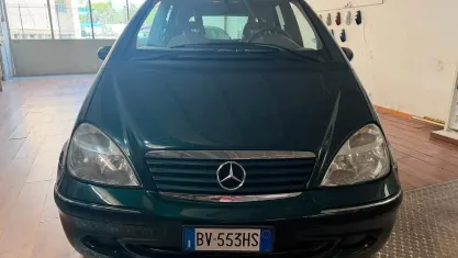 Usata Mercedes A160 Avantgarde 102 CV (75 kW) 2001 Verde Utilitaria