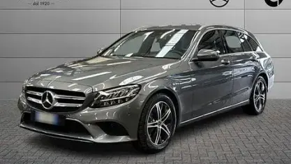 Usado Mercedes C220 194 CV (142 kW) 2021 Plateado Familiar