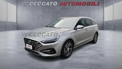 Grigio Usata 2023 Hyundai i30 Prime Station wagon | 13.377 € (Buon prezzo)