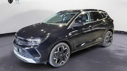 Nero Usata 2024 Opel Grandland X Ultimate SUV | 23.900 € (Buon prezzo)