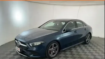 Usata Mercedes A180 AMG line 116 CV (85 kW) 2021 Blu Berlina