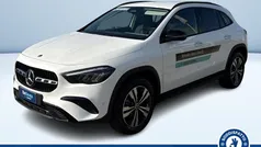 Bianco pastello Usata 2024 Mercedes GLA180 Advanced Plus SUV | 42.800 € (Buon prezzo)