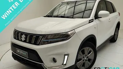 Bianco Usata 2021 Suzuki Vitara SUV | 16.600 € (Buon prezzo)