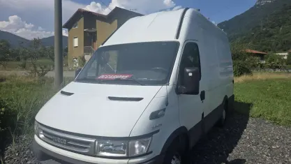 Usata Iveco Daily 136 CV (100 kW) 2006 Other Berlina