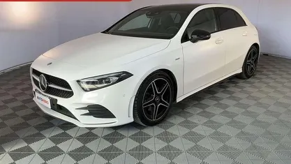 Usata Mercedes A200 Premium 163 CV (119 kW) 2022 Berlina