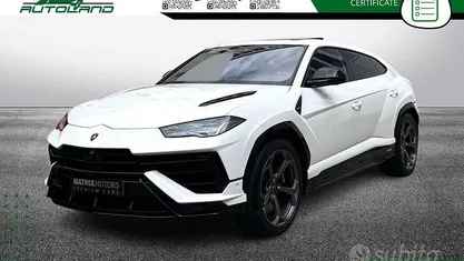 Usata Lamborghini Urus 666 CV (489 kW) 2024 SUV