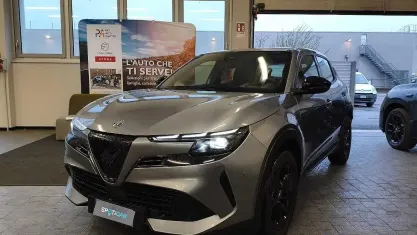 Usata Alfa Romeo GT Junior 136 CV (100 kW) 2025 Argento SUV
