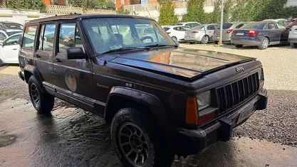 Usata Jeep Cherokee 80 CV (58 kW) 1988 SUV