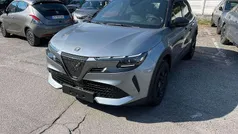Grigio Nuova 2025 Alfa Romeo Junior SUV | 28.990 € (Buon prezzo)