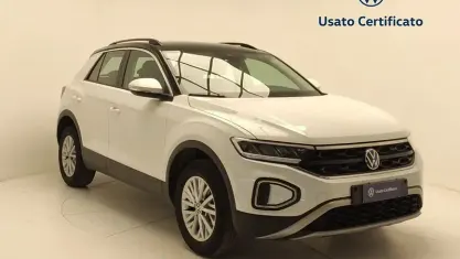 Usata VW T-Roc Life 110 CV (80 kW) 2023 Bianco SUV
