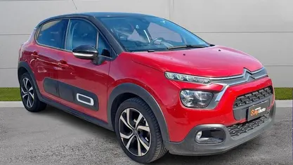 Usata Citroën C3 Shine 83 CV (61 kW) 2022 Rosso tetto nero Utilitaria