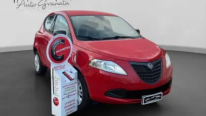 Rosso Usata 2014 Lancia Ypsilon Due volumi | 3990 € (Buon prezzo)