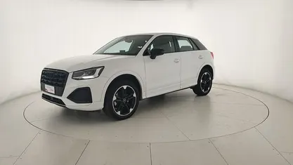 Bianco arkona Usata 2024 Audi Q2 Advanced SUV | 30.900 € (Buon prezzo)