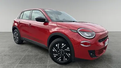 Usata 2023 Fiat 600E Red SUV | 19.800 € (Ottimo prezzo)