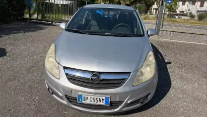 Usata Opel Corsa Cosmo 90 CV (66 kW) 2008 Grigio Utilitaria