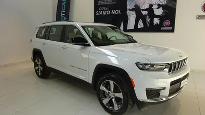 Bianco Usata 2022 Jeep Grand Cherokee Limited SUV | 58.000 €