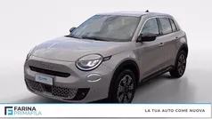 Sabbia metallizzato Usata 2024 Fiat 600 SUV | 19.900 € (Super prezzo)