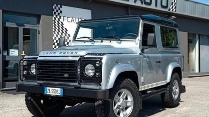Usata Land Rover Defender SE 122 CV (89 kW) 2008 Argento SUV