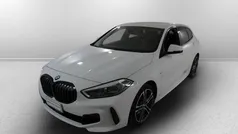 Alpin white pastello Usata 2021 BMW 118 M Sport Due volumi | 28.300 € (Buon prezzo)